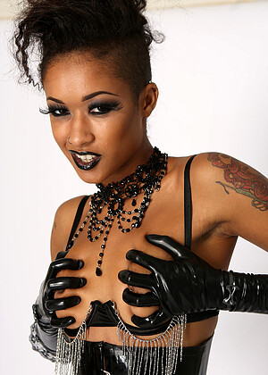 Skin Diamond